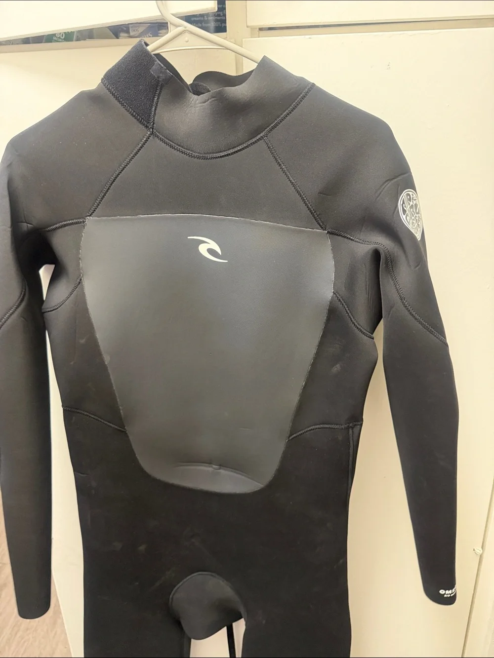 Rip Curl Black Full Chest-Zip Wetsuit size large